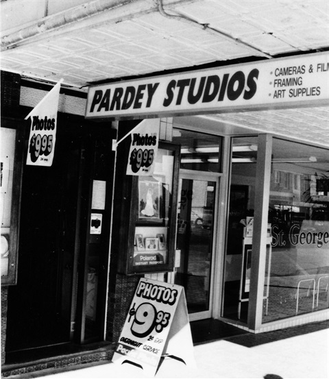 book28 PARDEY STUDIO.jpg