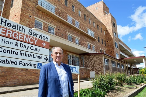 Mayor-West-at-Cowra-Hospital