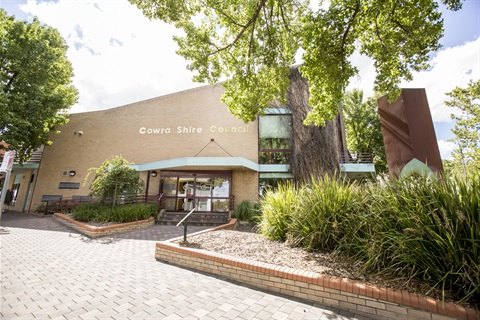 Cowra Shire Building